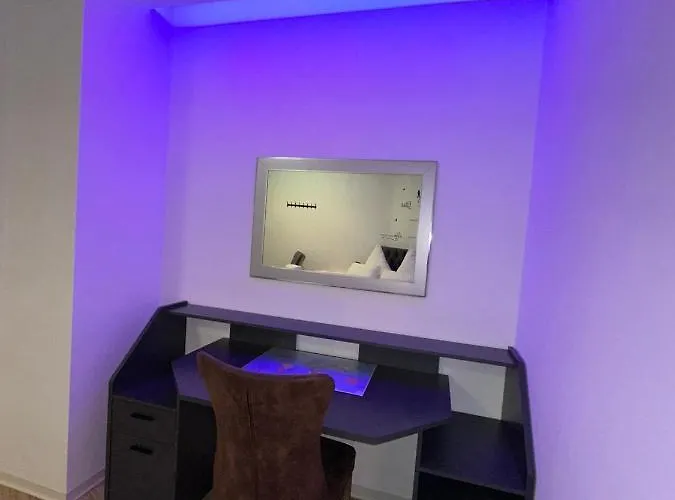 Modern Neuburg C - - 3 Zimmer, Stellplatz, Zentrum, Wi-fi, 3 Tv, Küche Neuburg an Der Donau