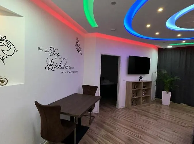 Apartment Modern Neuburg C - - 3 Zimmer, Stellplatz, Zentrum, Wi-fi, 3 Tv, Küche *
