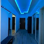 Modern Neuburg C - - 3 Zimmer, Stellplatz, Zentrum, Wi-fi, 3 Tv, Kueche