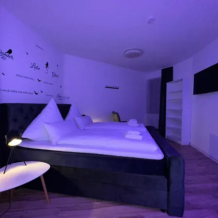 Апартаменты Modern Neuburg C - - 3 Zimmer, Stellplatz, Zentrum, Wi-fi, 3 Tv, Kueche