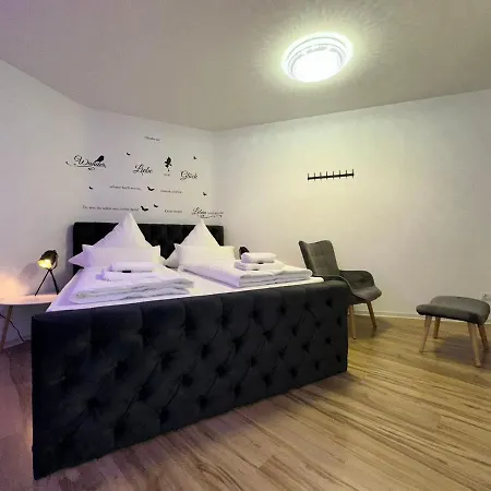 Modern Neuburg C - - 3 Zimmer, Stellplatz, Zentrum, Wi-fi, 3 Tv, Kueche Апартаменты Нойбург-ан-дер-Донау