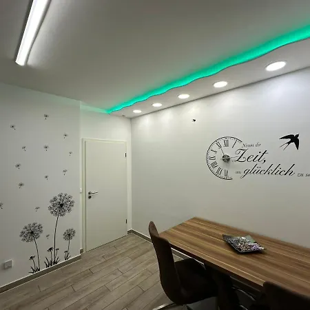 Modern Neuburg C - - 3 Zimmer, Stellplatz, Zentrum, Wi-fi, 3 Tv, Kueche Нойбург-ан-дер-Донау